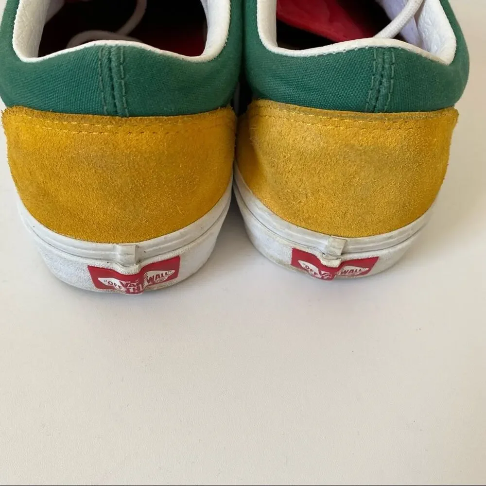 Vans Old Skool Yacht Club Suede Sneakers size 9.5